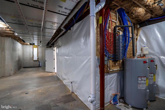 140 PEPPERBERRY LN, State College, PA 16801