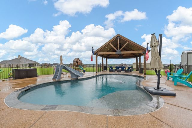 9709 Puma Trail, Godley, TX 76044