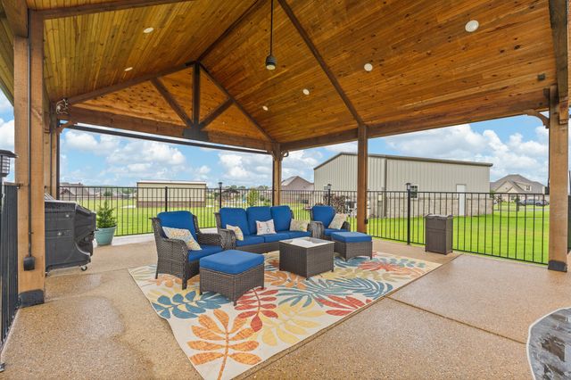 9709 Puma Trail, Godley, TX 76044