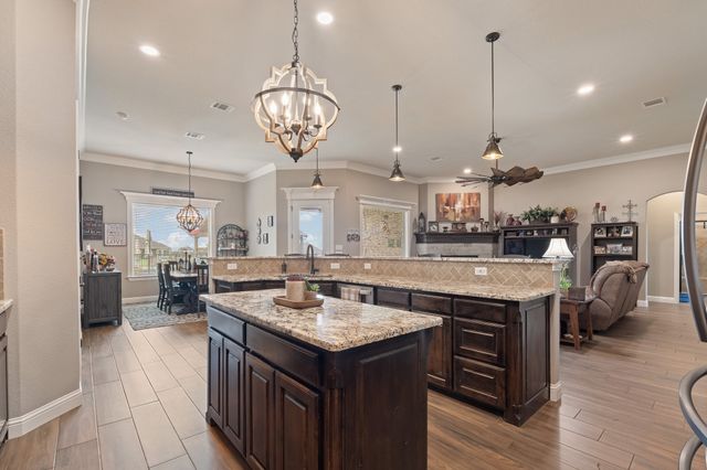 9709 Puma Trail, Godley, TX 76044