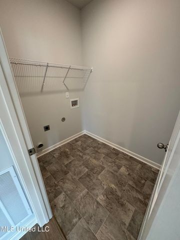 66 Spirit Dance Drive, Byhalia, MS 38611