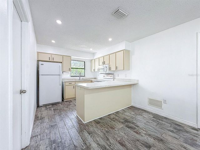 629 ALBRITTON AVENUE, Sarasota, FL 34232