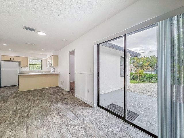 629 ALBRITTON AVENUE, Sarasota, FL 34232