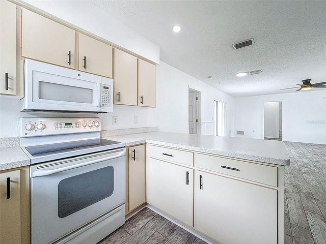 629 ALBRITTON AVENUE, Sarasota, FL 34232