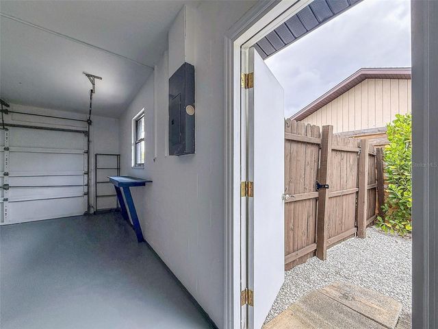 629 ALBRITTON AVENUE, Sarasota, FL 34232