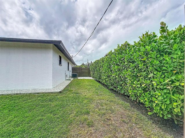 629 ALBRITTON AVENUE, Sarasota, FL 34232