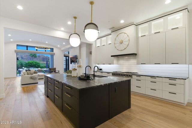 6650 N HILLSIDE Drive, Paradise Valley, AZ 85253