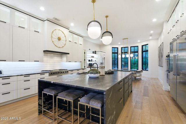 6650 N HILLSIDE Drive, Paradise Valley, AZ 85253