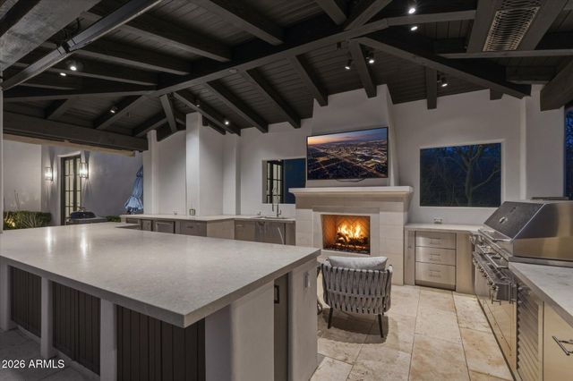6650 N HILLSIDE Drive, Paradise Valley, AZ 85253