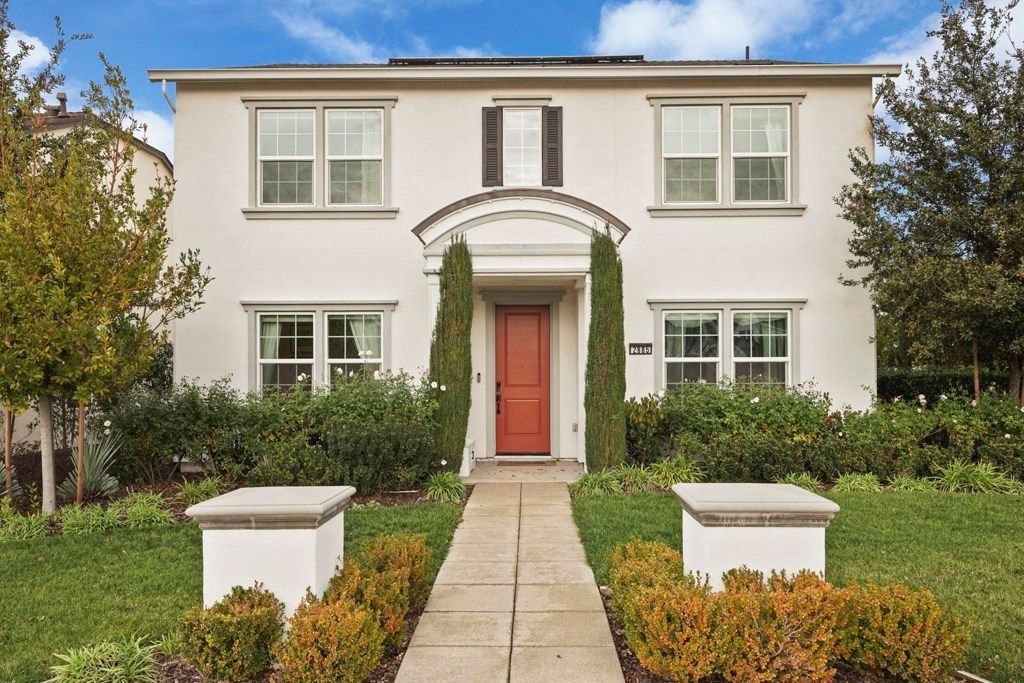 Image 2 of property listing at 2885 Ellis Town Dr, Tracy, CA 95377