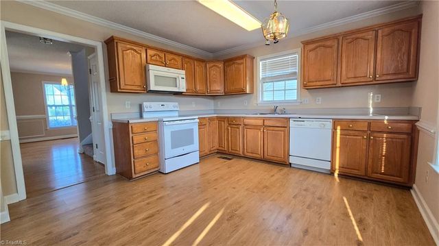 145 Meghan Elizabeth Lane, Winston-salem, NC 27127