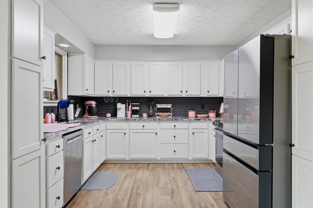 582 Hutchison Road, Paris, KY 40361