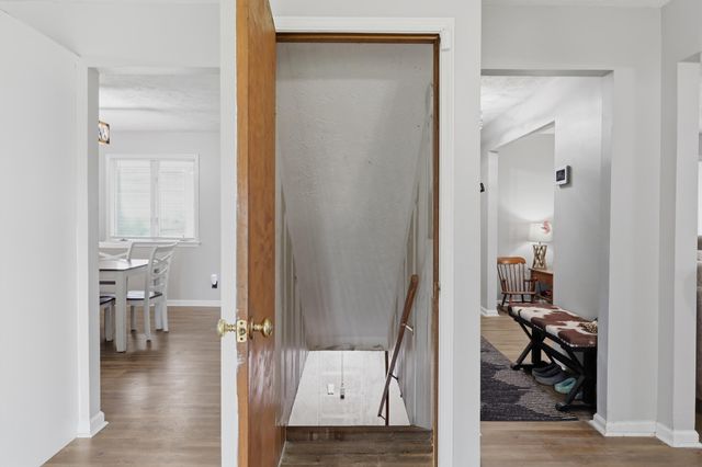 582 Hutchison Road, Paris, KY 40361