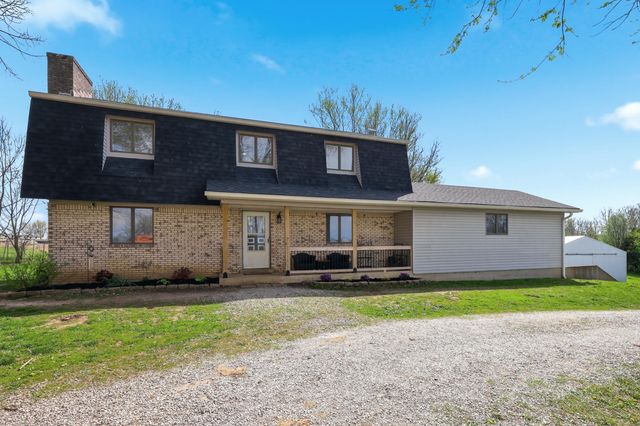 582 Hutchison Road, Paris, KY 40361