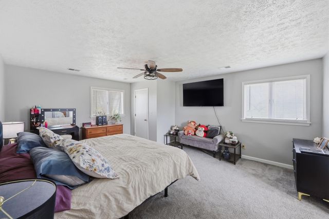 582 Hutchison Road, Paris, KY 40361