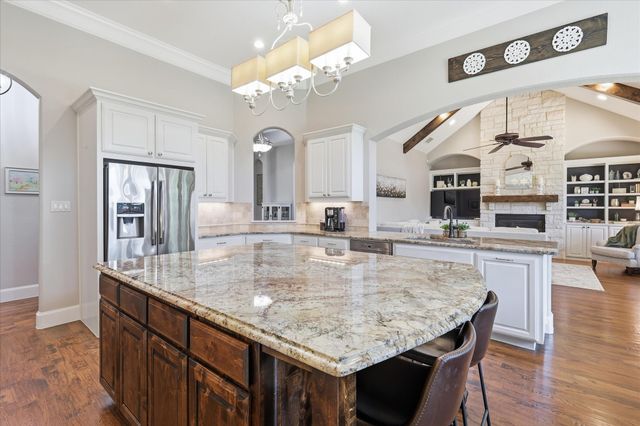 412 Nora Lane, Argyle, TX 76226