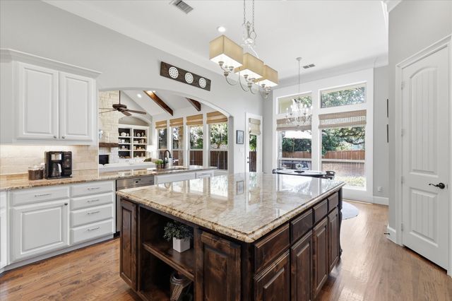 412 Nora Lane, Argyle, TX 76226