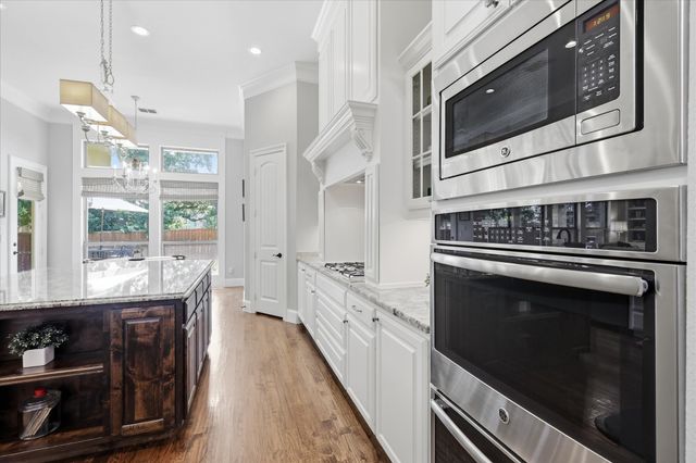 412 Nora Lane, Argyle, TX 76226