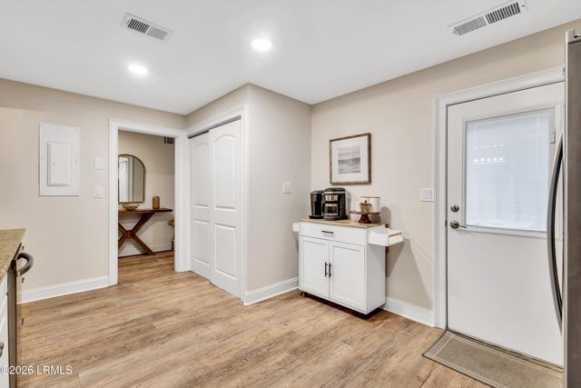 45 Queens Folly Rd Apt 592, Hilton Head Island, SC 29928