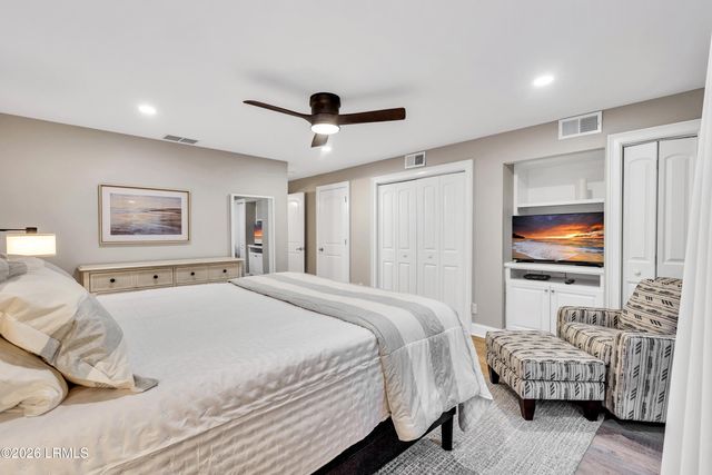 45 Queens Folly Rd Apt 592, Hilton Head Island, SC 29928