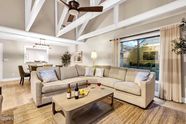 45 Queens Folly Rd Apt 592, Hilton Head Island, SC 29928