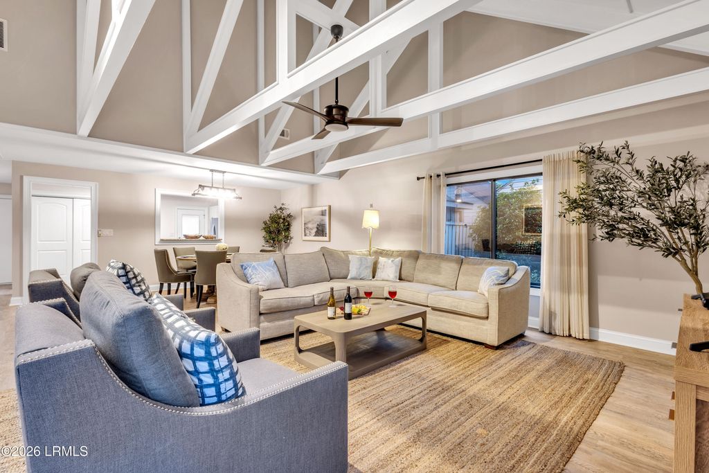 45 Queens Folly Rd Apt 592, Hilton Head Island, SC 29928