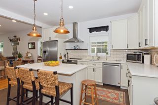 85 West Thames Street, Norwich, CT 06360