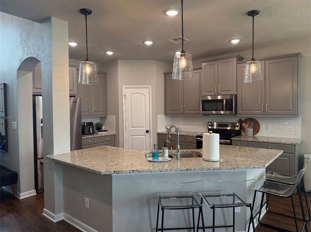 2001 Polmont Drive, Bryan, TX 77807