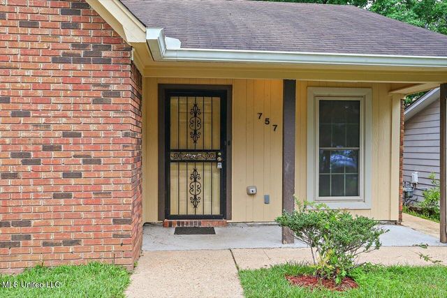 757 Sandy Lane, Pearl, MS 39208