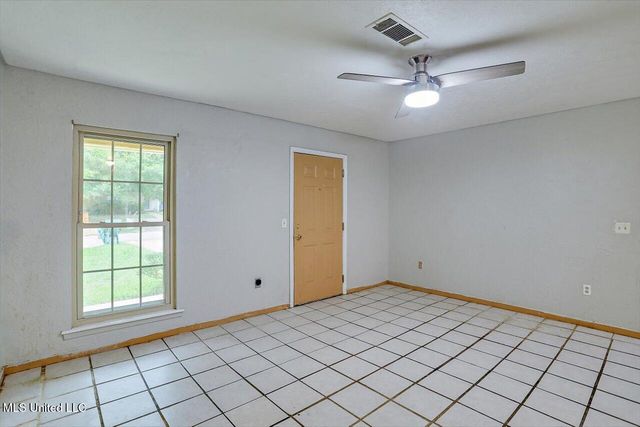 757 Sandy Lane, Pearl, MS 39208