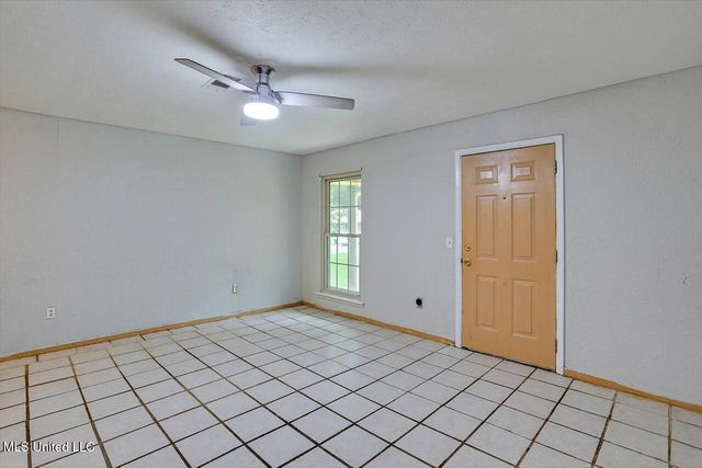 757 Sandy Lane, Pearl, MS 39208