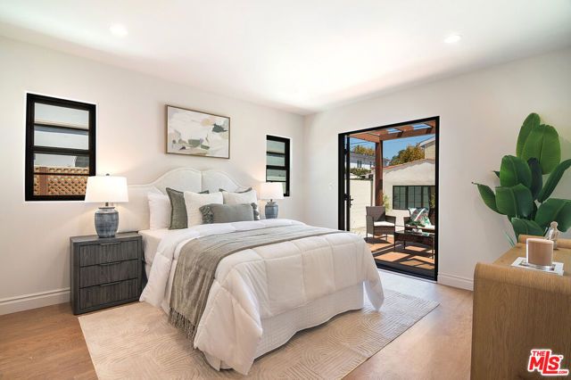 6417 Lindenhurst Avenue, Los Angeles, CA 90048