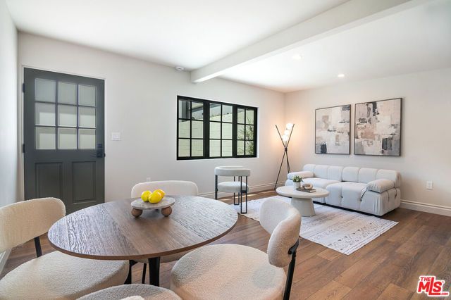 6417 Lindenhurst Avenue, Los Angeles, CA 90048