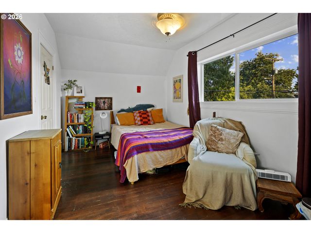 427 N SKIDMORE St, Portland, OR 97217