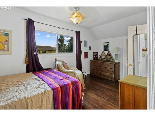 427 N SKIDMORE St, Portland, OR 97217