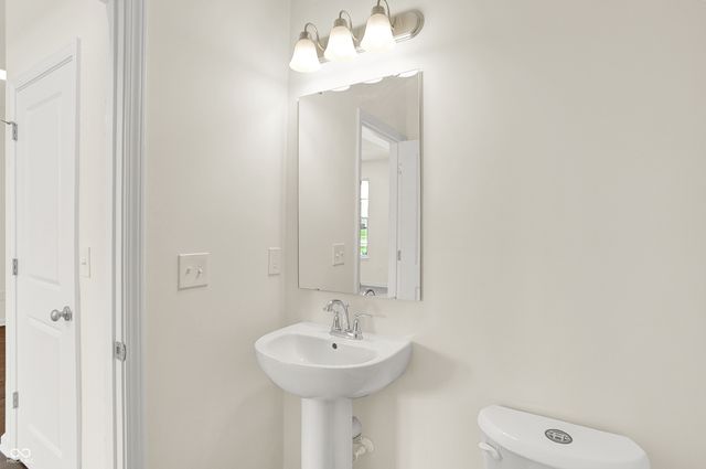 3951 Sandpiper Way, Brownsburg, IN 46112