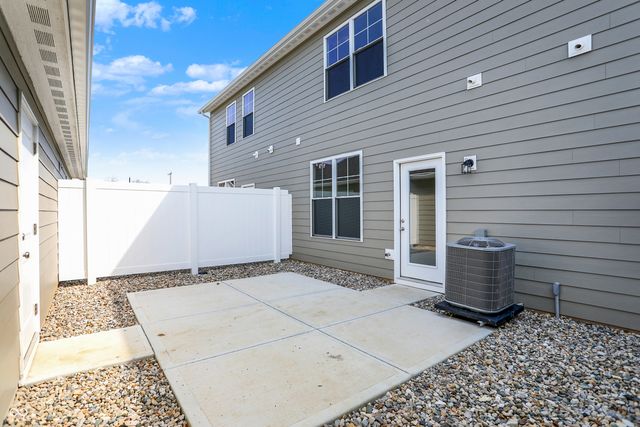 3951 Sandpiper Way, Brownsburg, IN 46112