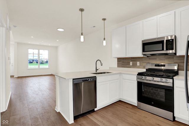 3951 Sandpiper Way, Brownsburg, IN 46112