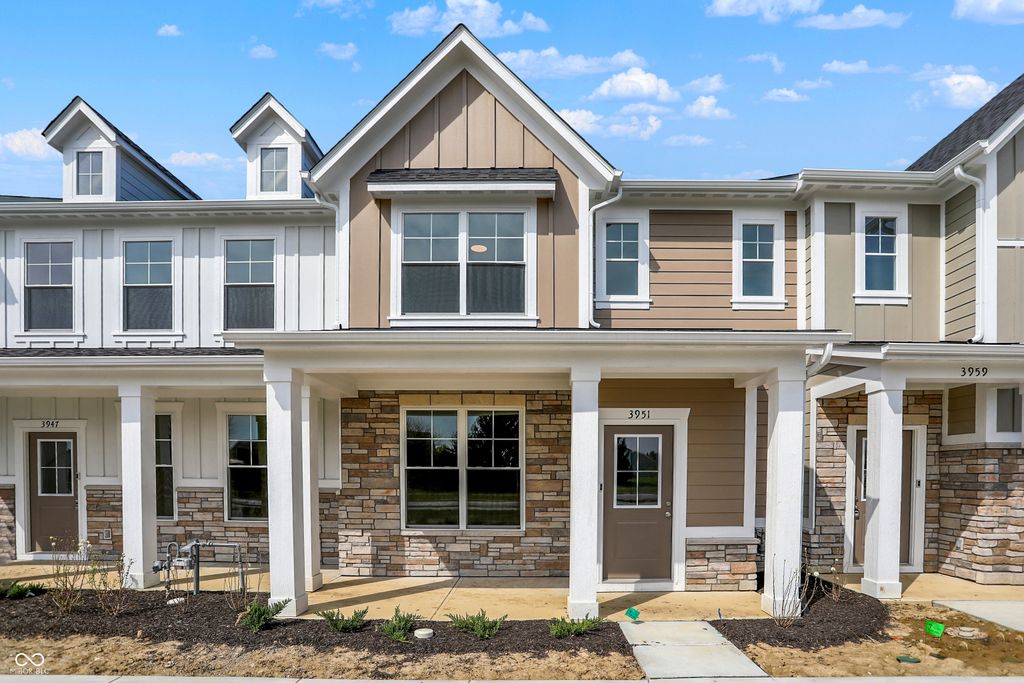 3951 Sandpiper Way, Brownsburg, IN 46112
