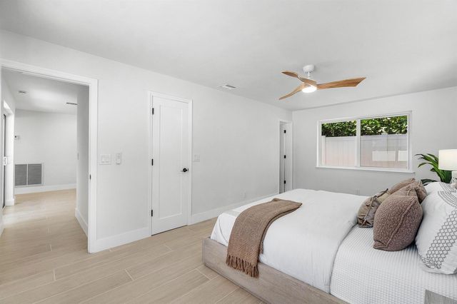 723 SW 27th Terrace, Boynton Beach, FL 33435