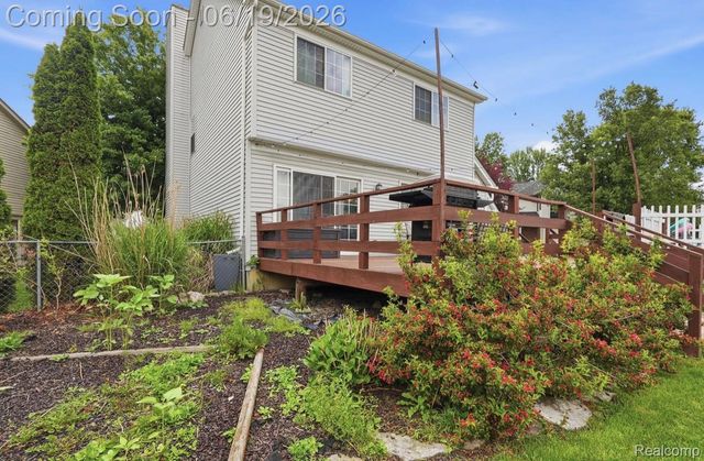 74080 Jefferson Lane, Armada Village, MI 48005