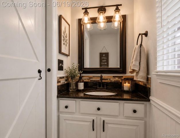 74080 Jefferson Lane, Armada Village, MI 48005