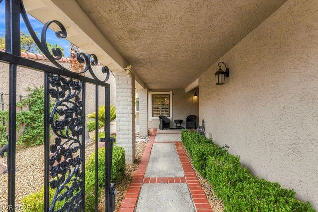 2312 Plaza Del Prado, Las Vegas, NV 89102