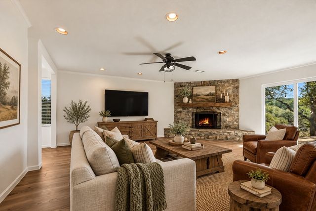 1103 Ute Road, Horseshoe Bay, TX 78657