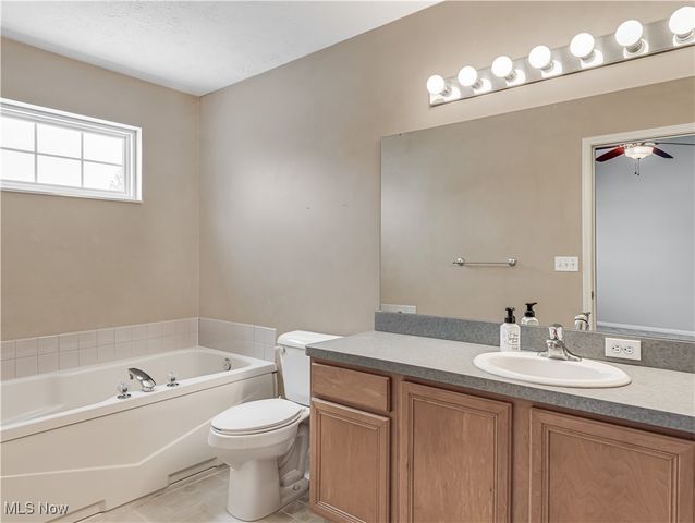 2613 Canvasback Circle, Akron, OH 44319