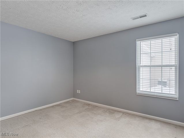 2613 Canvasback Circle, Akron, OH 44319