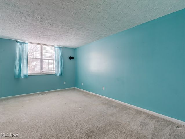 2613 Canvasback Circle, Akron, OH 44319