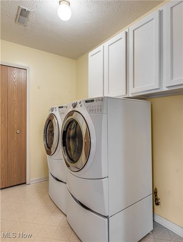 2613 Canvasback Circle, Akron, OH 44319