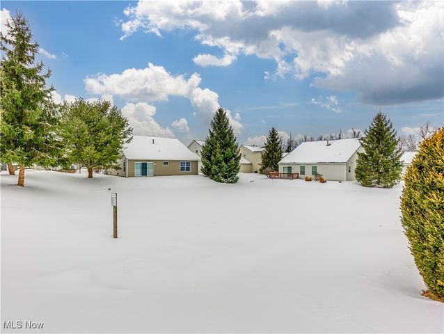 2613 Canvasback Circle, Akron, OH 44319