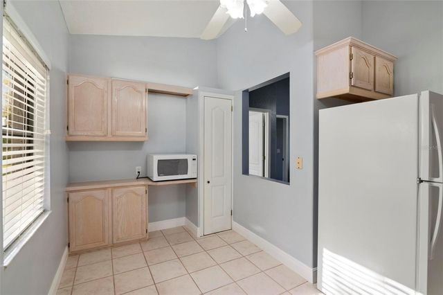 6110 NINTH AVENUE CIR NE, Bradenton, FL 34212